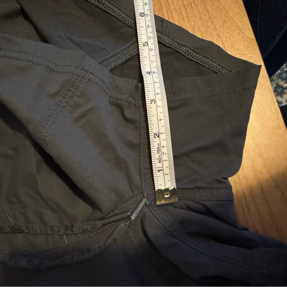 The North Face Women's Aphrodite 2.0 Shorts - Picture 4 of 6